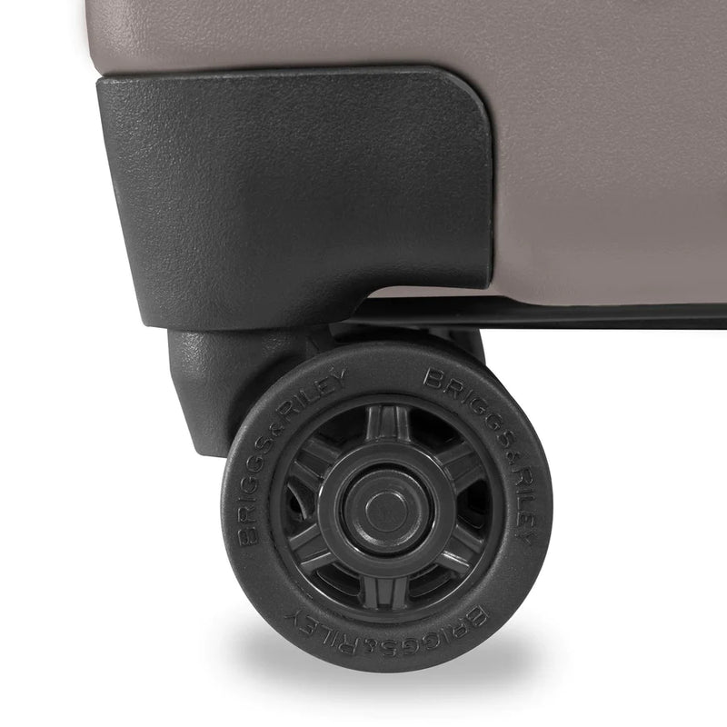 Briggs & Riley Sympatico International 21 Inch Carry-On Expandable Spinner