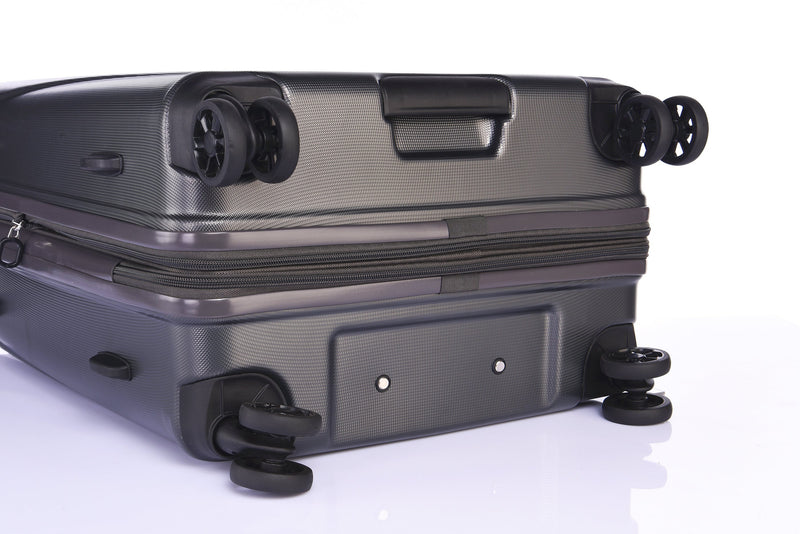 Verage Shield III 28" Hardside Expandable Luggage